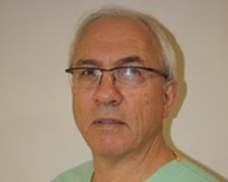 заведующий гинекологическим отделением в клинике в израиле
